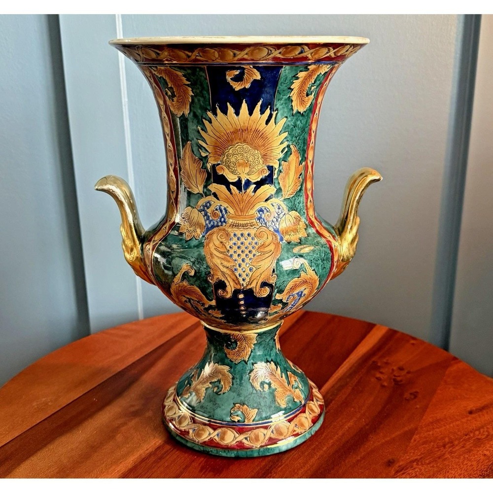 Oriental Accort Trophy Urn Vase Chinoiserie Handles Green Gold 12in Celestial